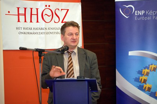 konferencia, megbeszélés konferencia, megbeszélés